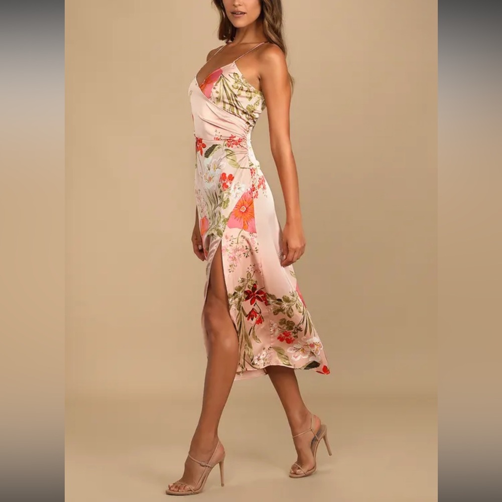 Lulu's Pink Floral Maxi Dress Medium - Picture 2 of 7